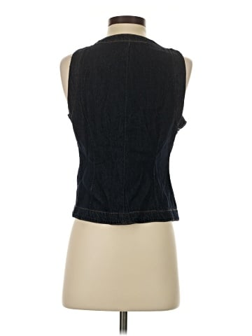 Zara Sleeveless Button-Down Shirt (view 2)