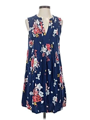 Old Navy Casual Dress (view 1)