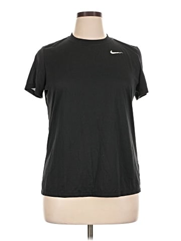 Nike Active T-Shirt (view 1)