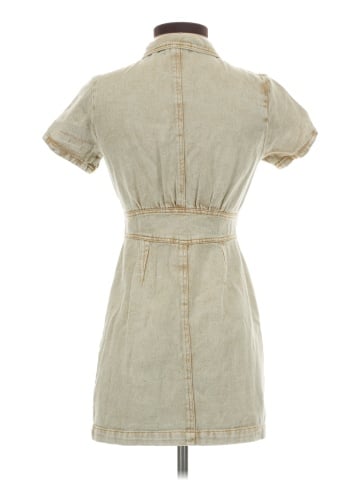 Le Lis Casual Dress (view 2)