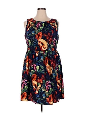 B. Smart Casual Dress (view 1)