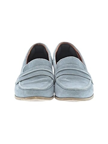 Universal Thread Flats (view 2)