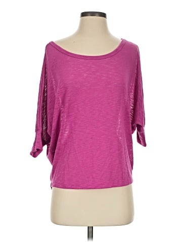 Candie's 3/4 Sleeve Top (view 1)