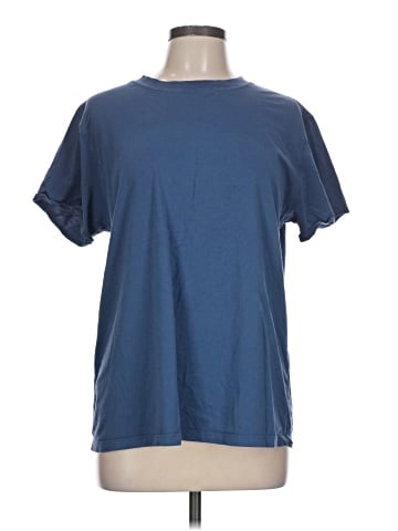 Lululemon Athletica Short Sleeve T-Shirt (view 1)