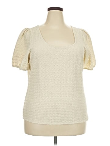 Maurices Short Sleeve Top (view 1)