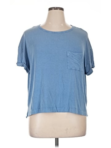 American Eagle Outfitters Short Sleeve T-Shirt (view 1)