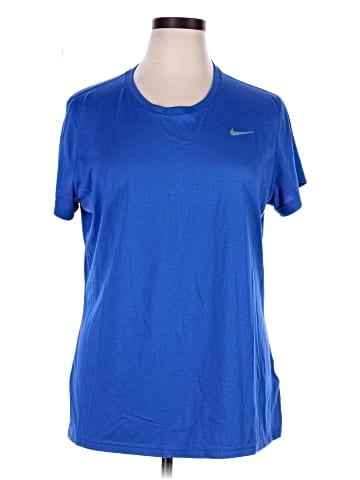 Nike Active T-Shirt (view 1)