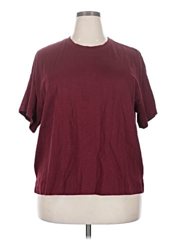 Old Navy Short Sleeve T-Shirt (view 1)
