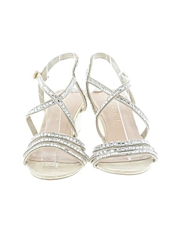 Kelly & Katie Wedges (view 2)
