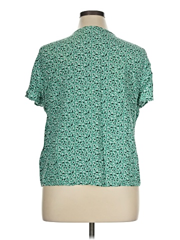 Croft & Barrow Short Sleeve Blouse (view 2)