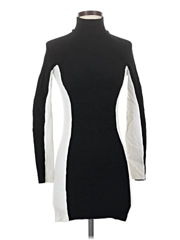 Urban Outfitters Casual Dress (view 1)