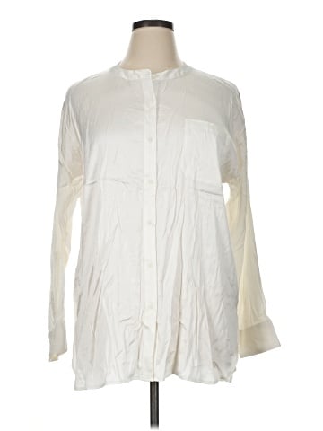 Lyssé Long Sleeve Button-Down Shirt (view 1)