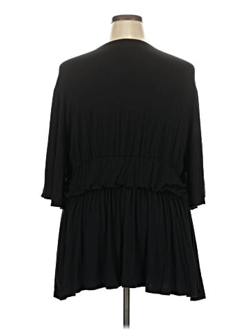 Kiyonna Short Sleeve Top (view 2)
