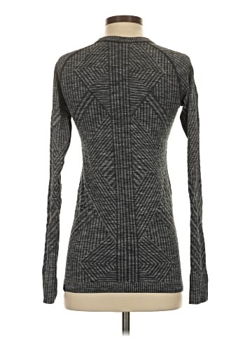 Lululemon Athletica Long Sleeve T-Shirt (view 2)