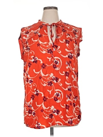 14th & Union Sleeveless Blouse (view 1)