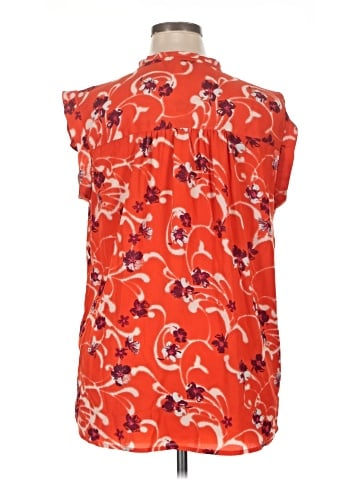 14th & Union Sleeveless Blouse (view 2)