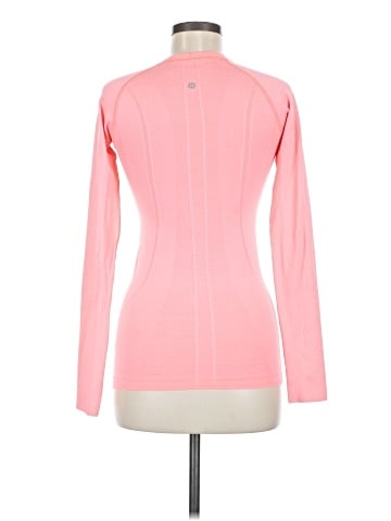 Lululemon Athletica Long Sleeve T-Shirt (view 2)