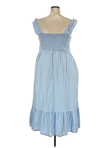 Old Navy Casual Dress (view 2)