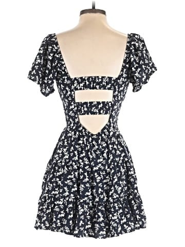 Hollister Casual Dress (view 2)