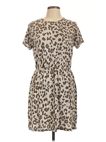 Old Navy Casual Dress (view 1)