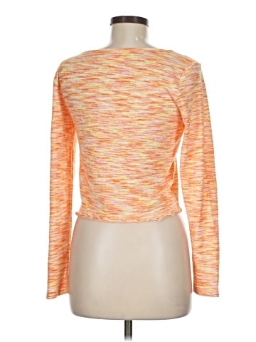 colsie Long Sleeve T-Shirt (view 2)