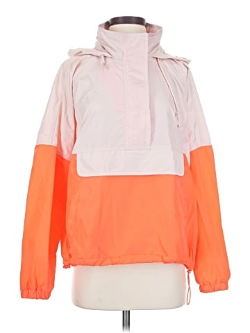 Gap Fit Windbreaker (view 1)