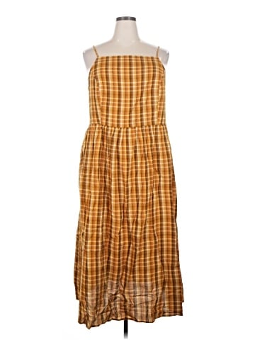 Old Navy Casual Dress (view 1)