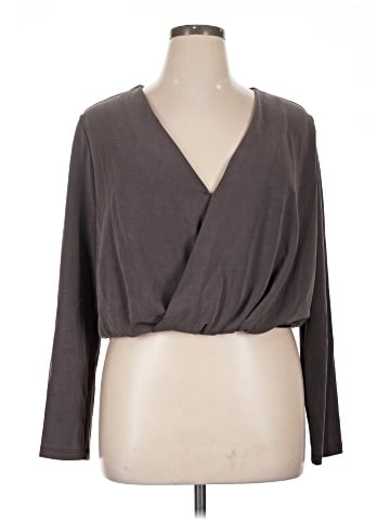 Lululemon Athletica Pullover Sweater (view 1)