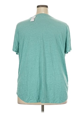 Maurices Short Sleeve T-Shirt (view 2)
