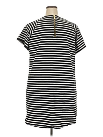 MICHAEL Michael Kors Short Sleeve T-Shirt (view 2)