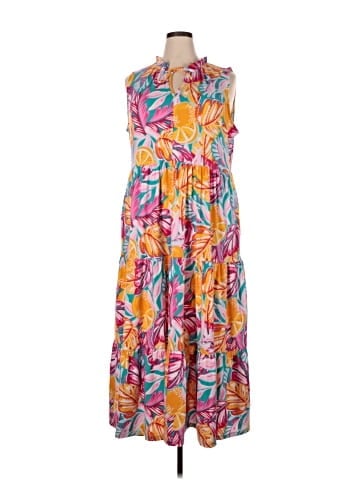 Crown & Ivy Casual Dress (view 1)