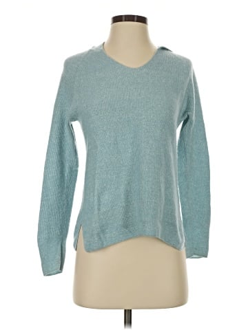 Vineyard Vines Pullover Sweater (view 1)