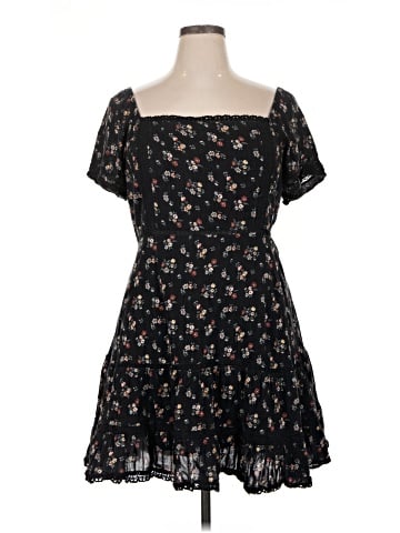 American Eagle Outfitters Casual Dress (view 1)