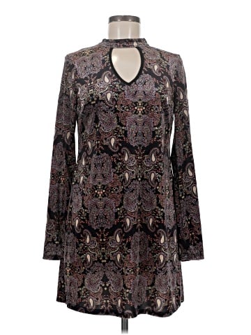 Xhilaration Casual Dress (view 1)
