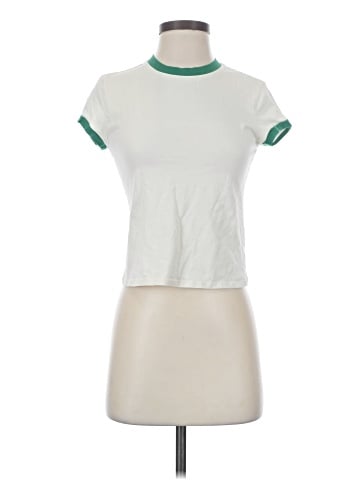 Lululemon Athletica Short Sleeve T-Shirt (view 1)