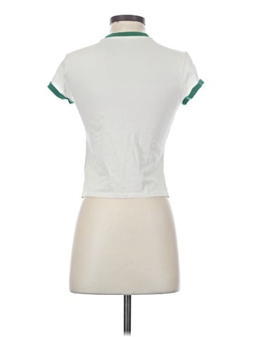 Lululemon Athletica Short Sleeve T-Shirt (view 2)