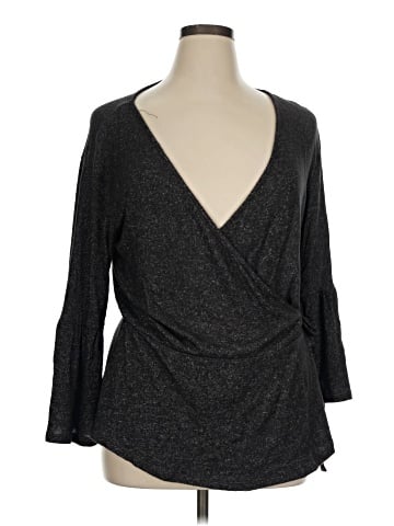 Maurices 3/4 Sleeve Top (view 1)