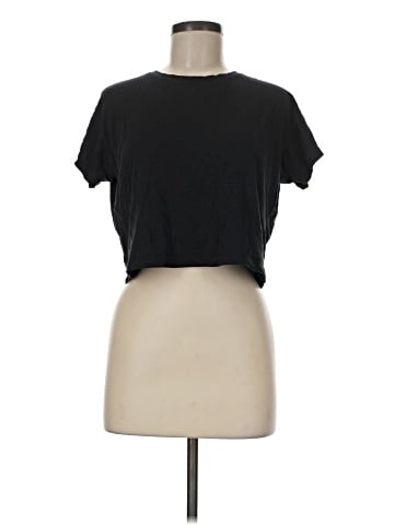 Lululemon Athletica Short Sleeve T-Shirt (view 1)