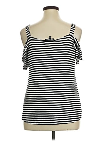 Cable & Gauge Sleeveless Top (view 2)