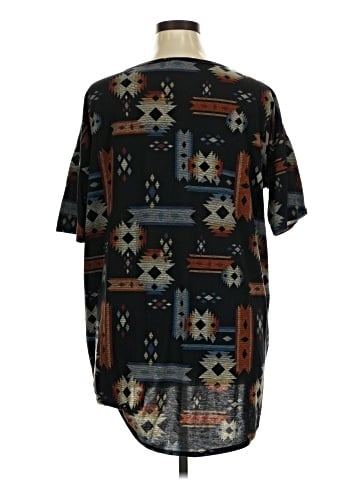 Lularoe Short Sleeve Blouse (view 2)