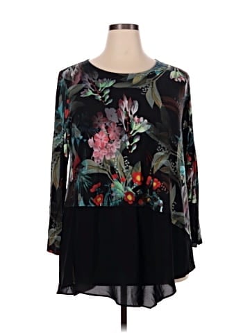 Karen Kane 3/4 Sleeve Blouse (view 1)