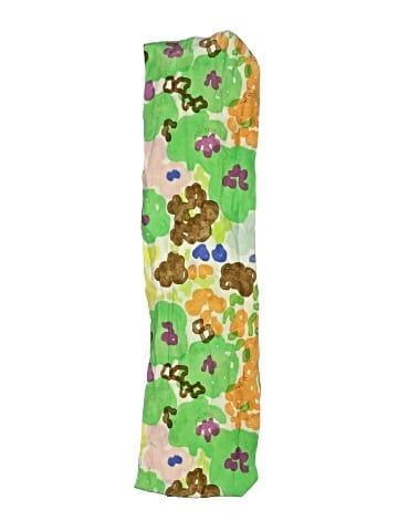 With Jéan Scarf (view 2)
