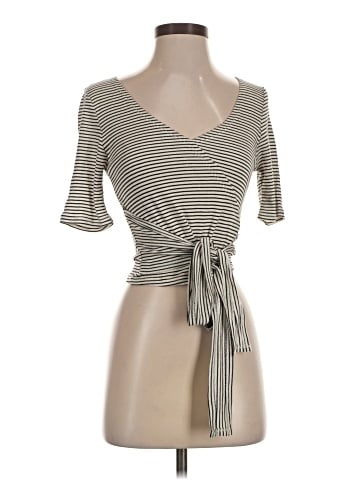Le Lis Short Sleeve Top (view 1)