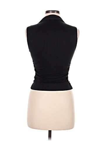 Unbranded Sleeveless T-Shirt (view 2)