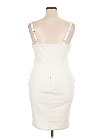 FASHION TO FIGURE Cocktail Dress (view 2)