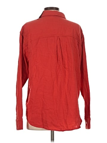 Maurices Long Sleeve Button-Down Shirt (view 2)
