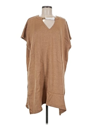IMAN Poncho (view 1)