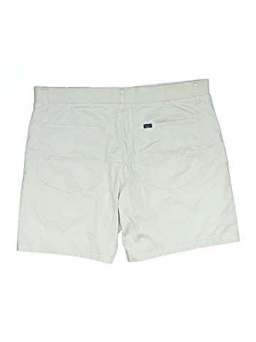 Lee Khaki Shorts (view 2)