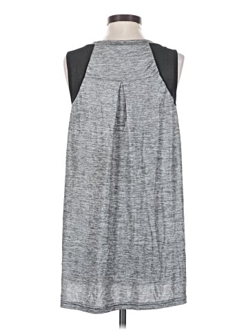 Doe & Rae Sleeveless T-Shirt (view 2)