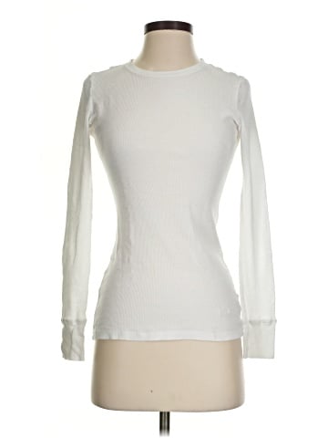 Gap Long Sleeve T-Shirt (view 1)